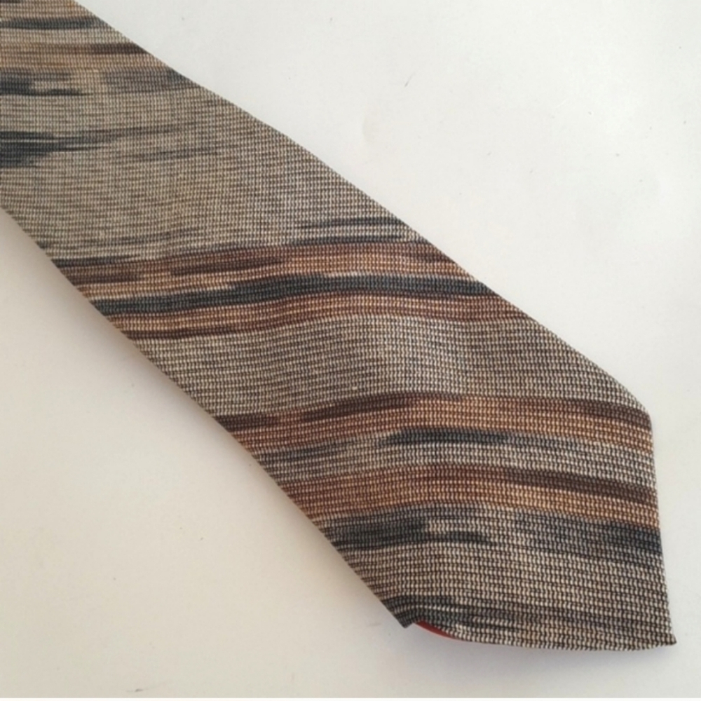 MISSONI MEN'S SILK WOOL TIE 4" wide  MADE IN ITALY